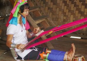 Karen Long Neck woman weaving